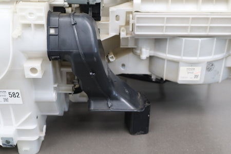 2007-2014 Toyota FJ Cruiser Heater Housing OEM