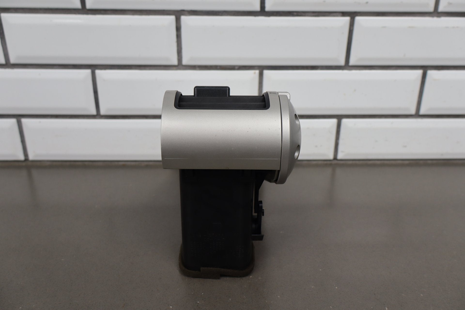2007-2014 Toyota FJ Cruiser Left Dash Air Vent 5565035081 OEM
