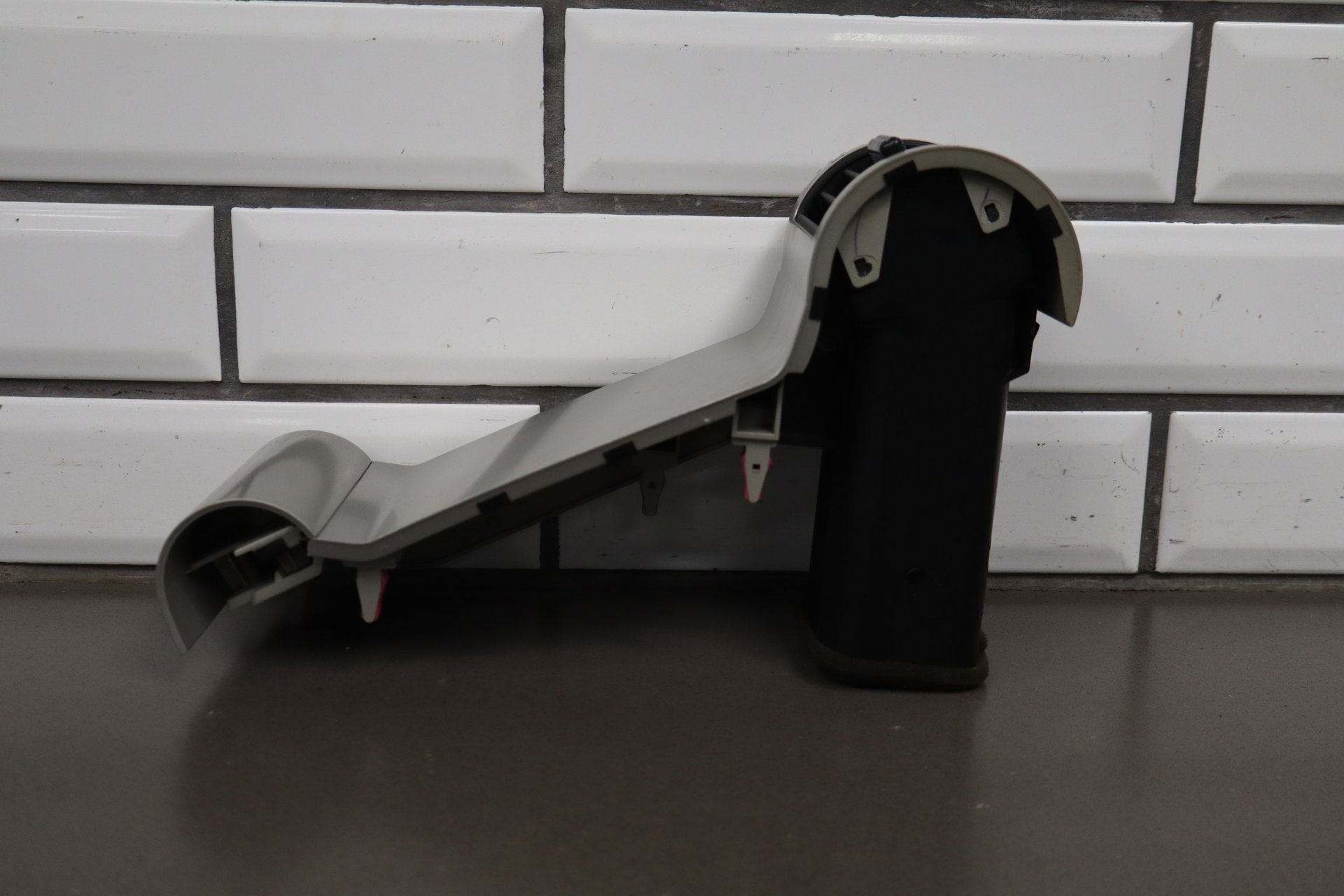 2007-2014 Toyota FJ Cruiser Left Dash Air Vent 5565035081 OEM