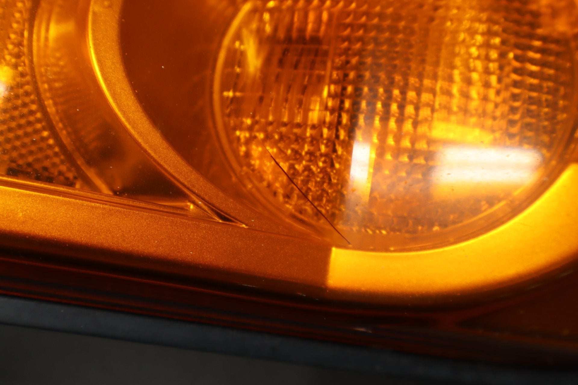 2007-2014 Toyota FJ Cruiser Left Driver Headlamp