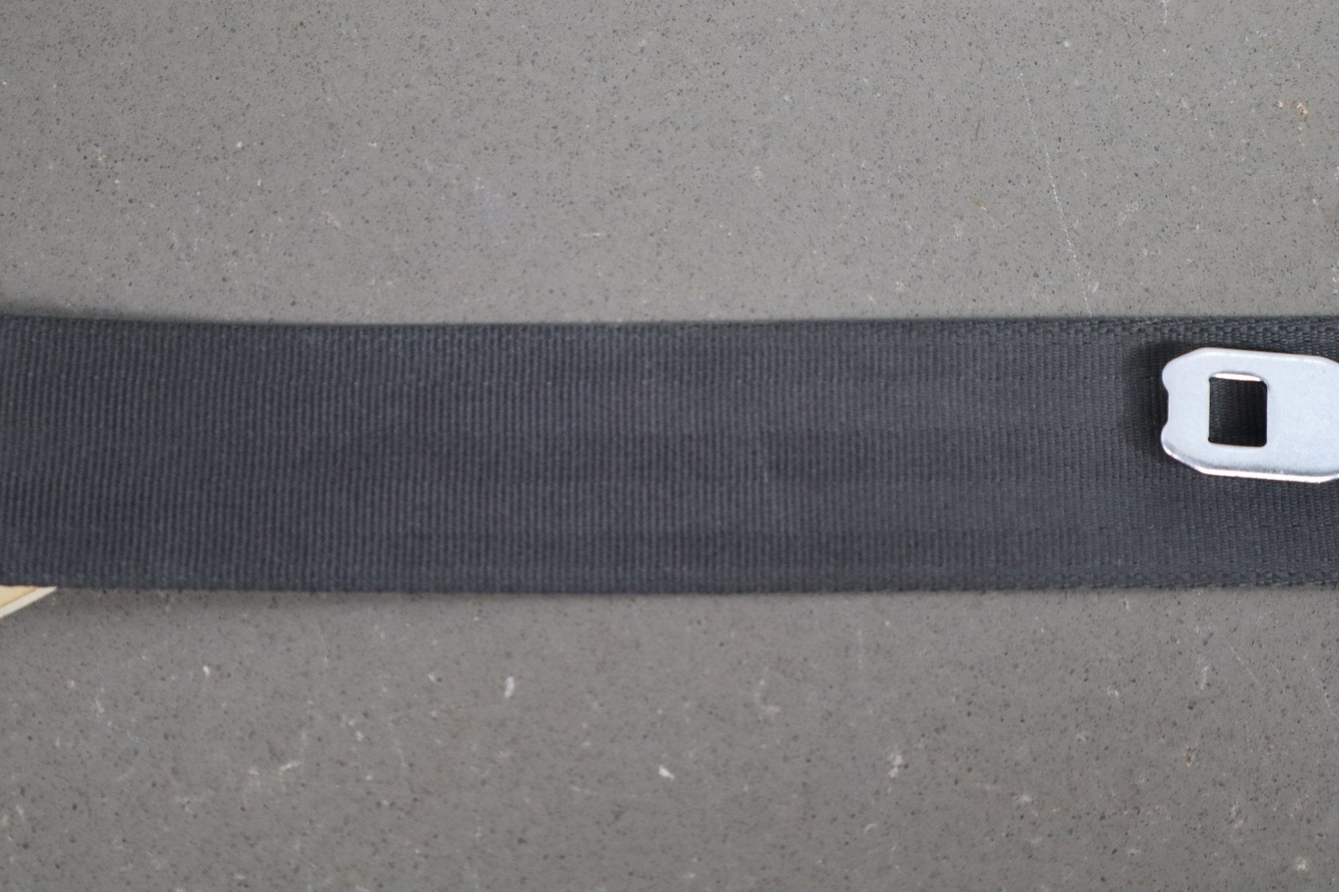 2007-2014 Toyota FJ Cruiser Left Rear Seat Belt Dark Charcoal 11