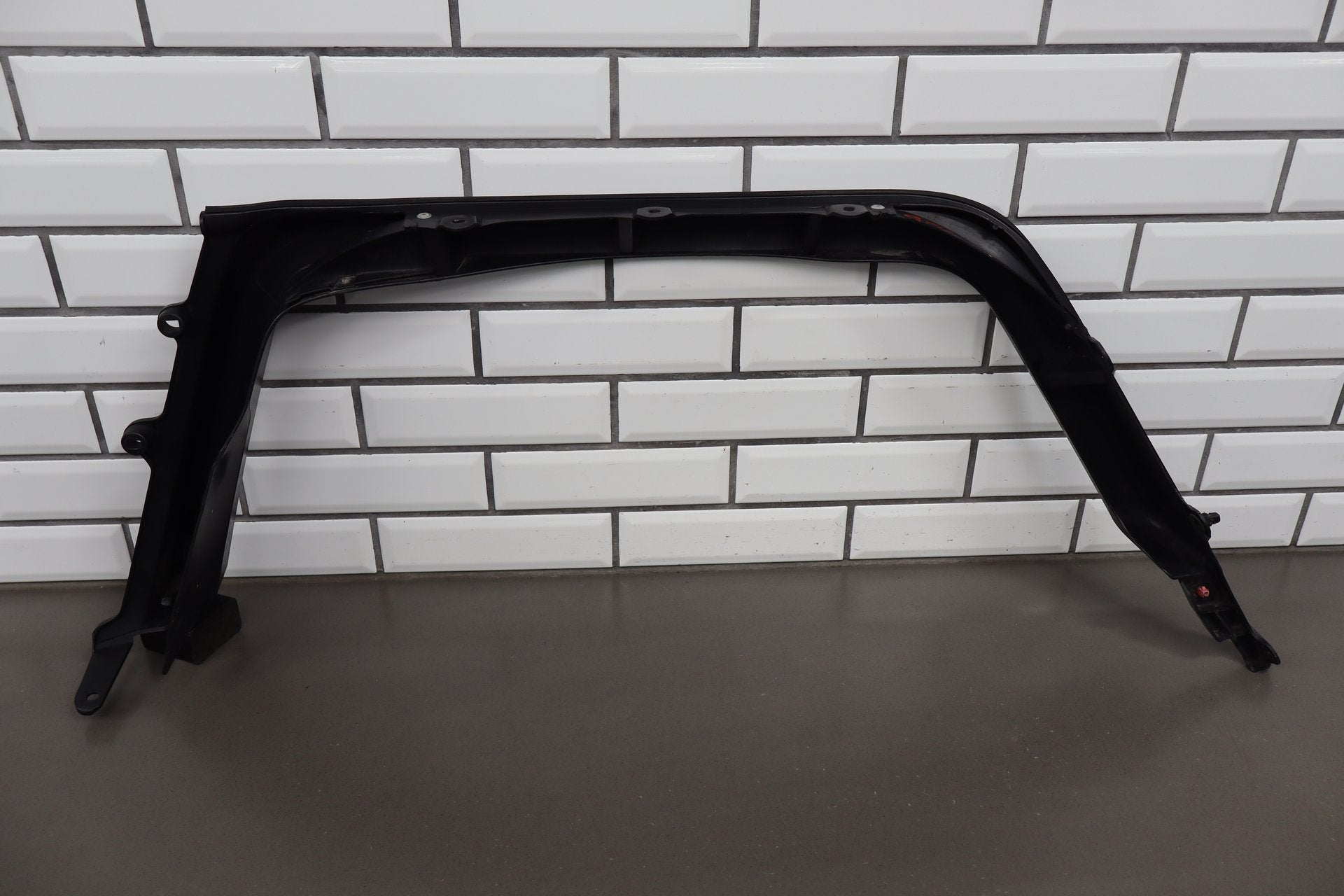 2007-2014 Toyota FJ Cruiser Left Rear Wheel Arch Moulding