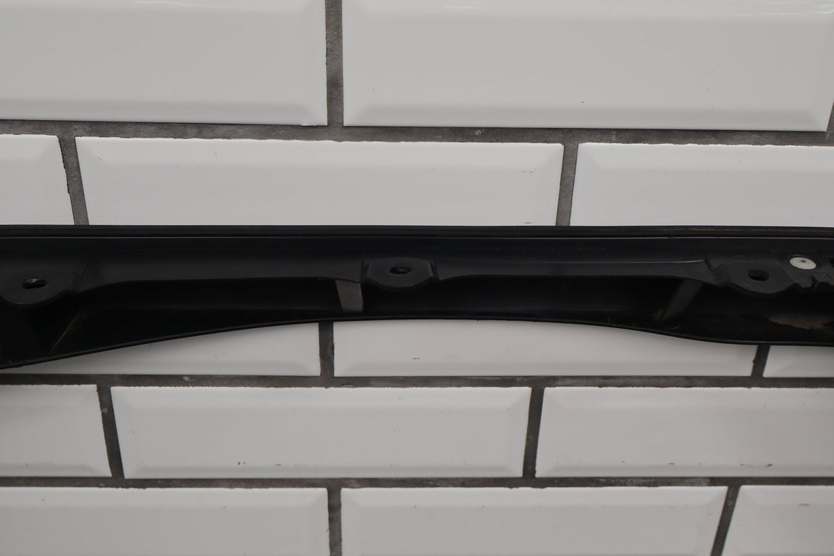 2007-2014 Toyota FJ Cruiser Left Rear Wheel Arch Moulding