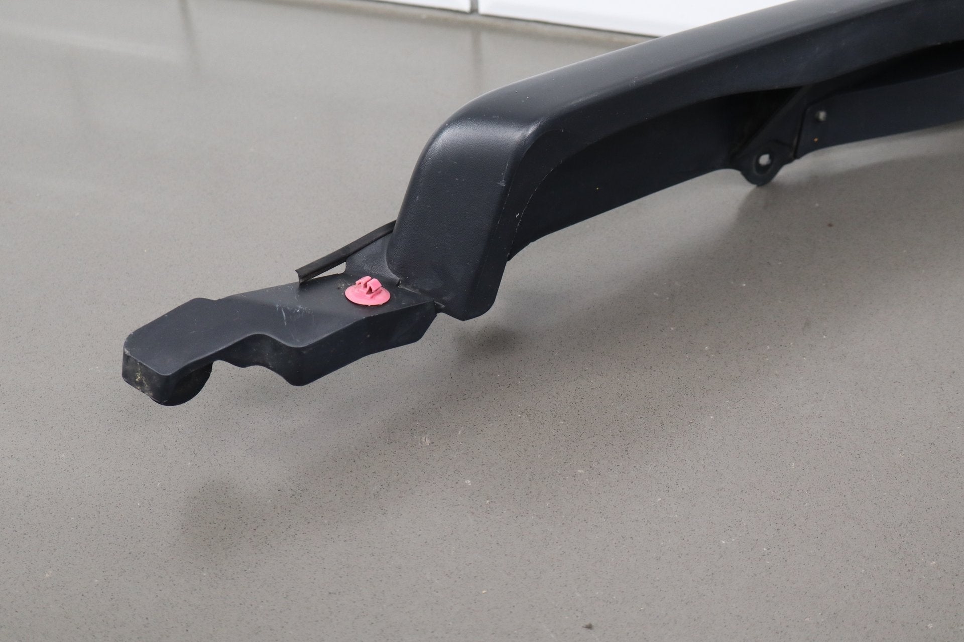 2007-2014 Toyota FJ Cruiser Left Rear Wheel Arch Moulding