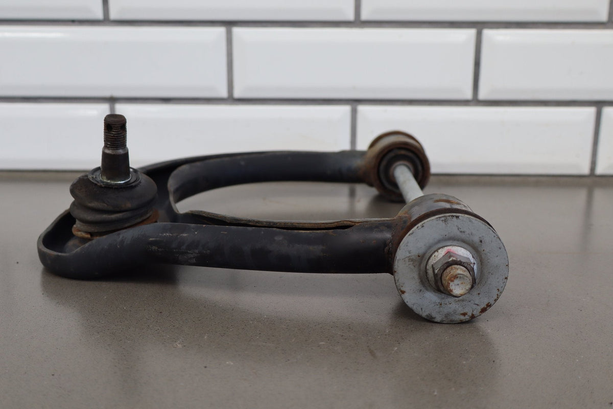 2007-2014 Toyota FJ Cruiser Left & Right Front Upper Control Arms OEM