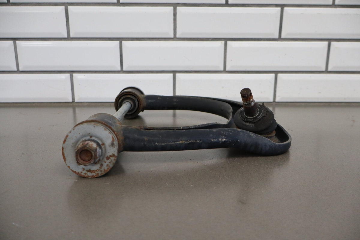 2007-2014 Toyota FJ Cruiser Left & Right Front Upper Control Arms OEM