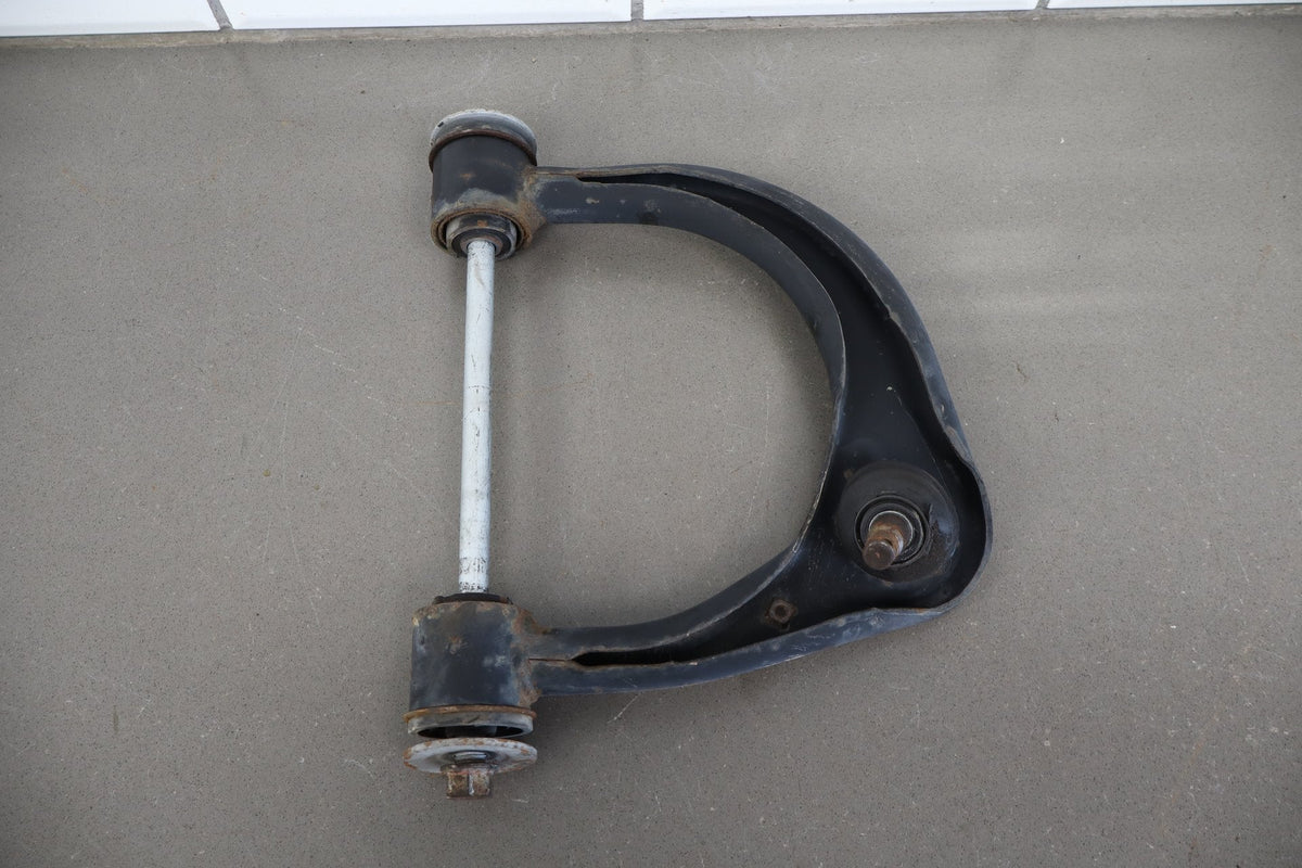 2007-2014 Toyota FJ Cruiser Left & Right Front Upper Control Arms OEM