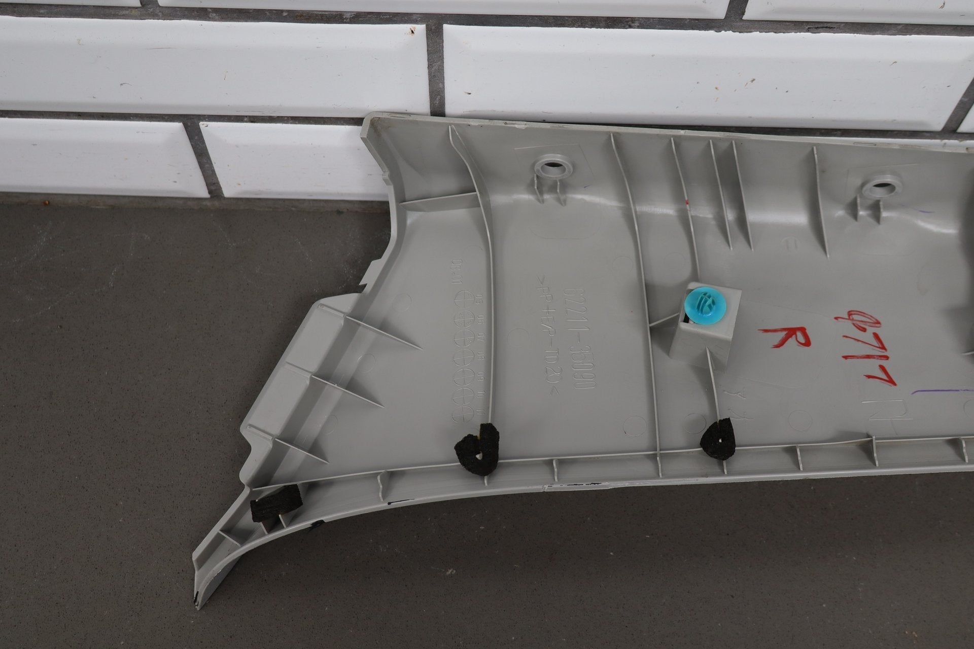 2007-2014 Toyota FJ Cruiser Pair - Interior A Pillar Trim