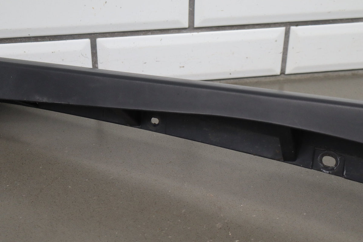 2007-2014 Toyota FJ Cruiser Right Fender Molding