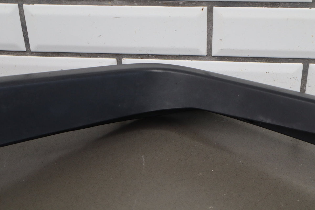 2007-2014 Toyota FJ Cruiser Right Fender Molding
