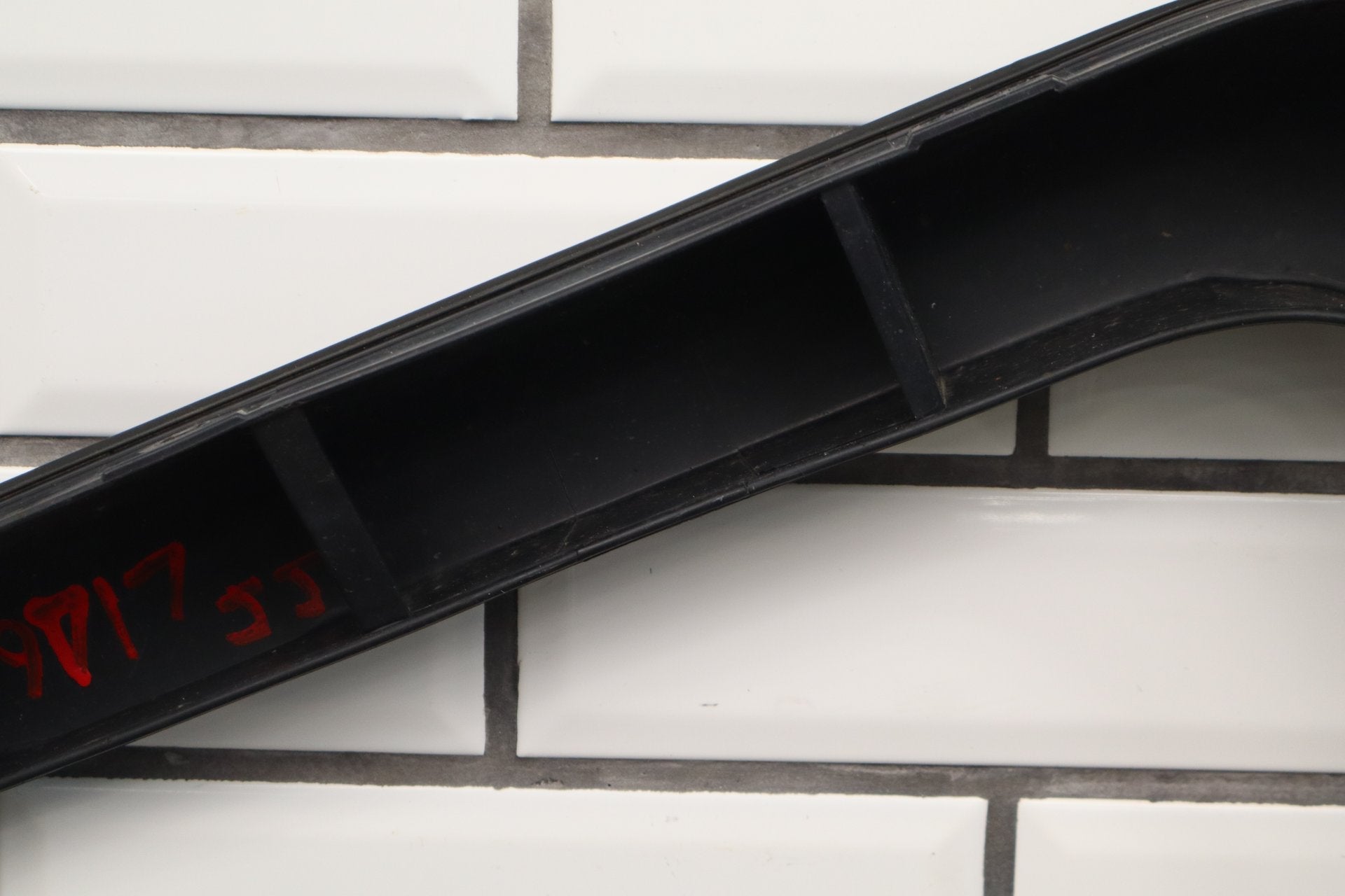 2007-2014 Toyota FJ Cruiser Right Fender Molding