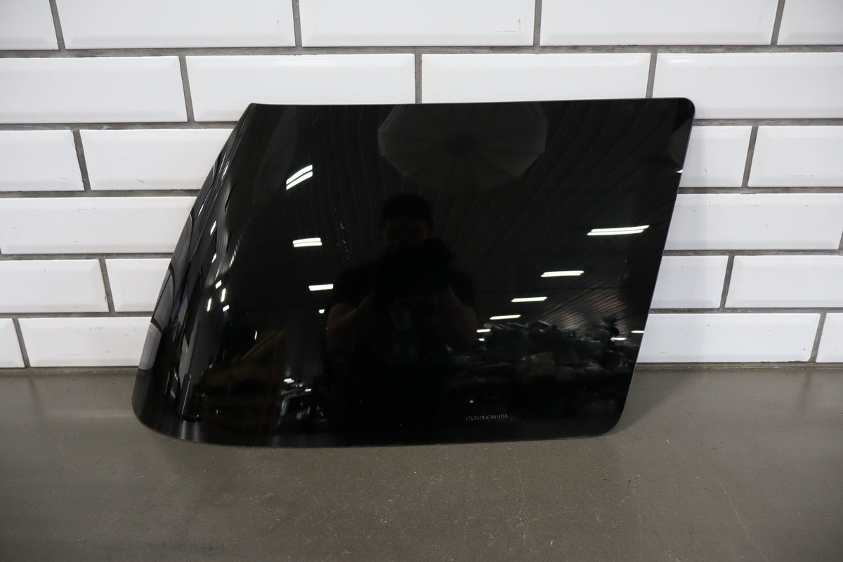 2007-2014 Toyota FJ Cruiser Right Quarter Window OEM