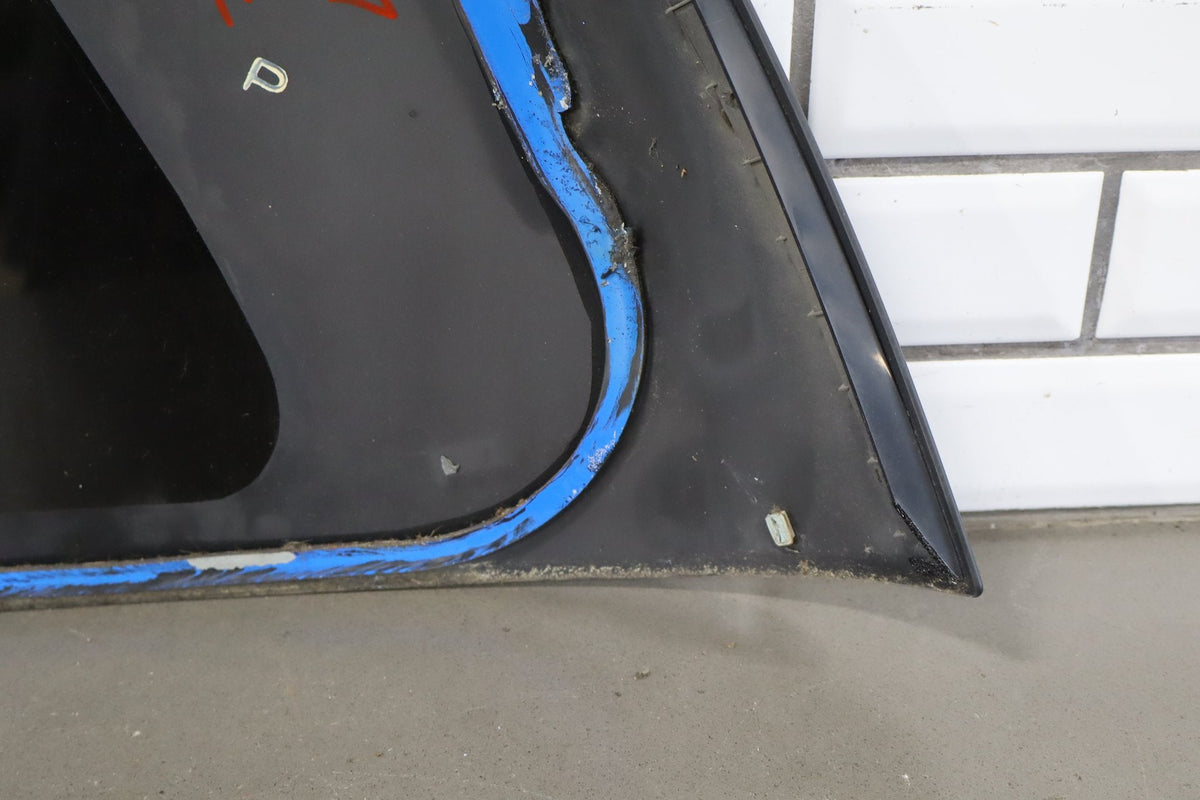 2007-2014 Toyota FJ Cruiser Right Quarter Window OEM