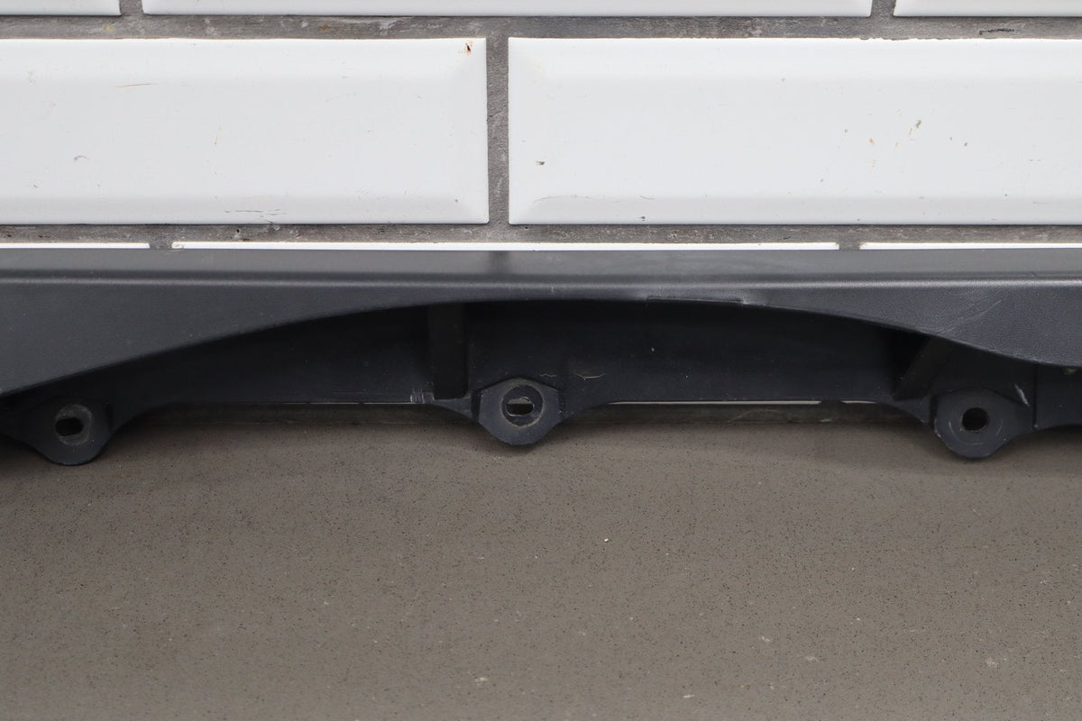 2007-2014 Toyota FJ Cruiser Right Rear Wheel Arch Moulding 7560535103