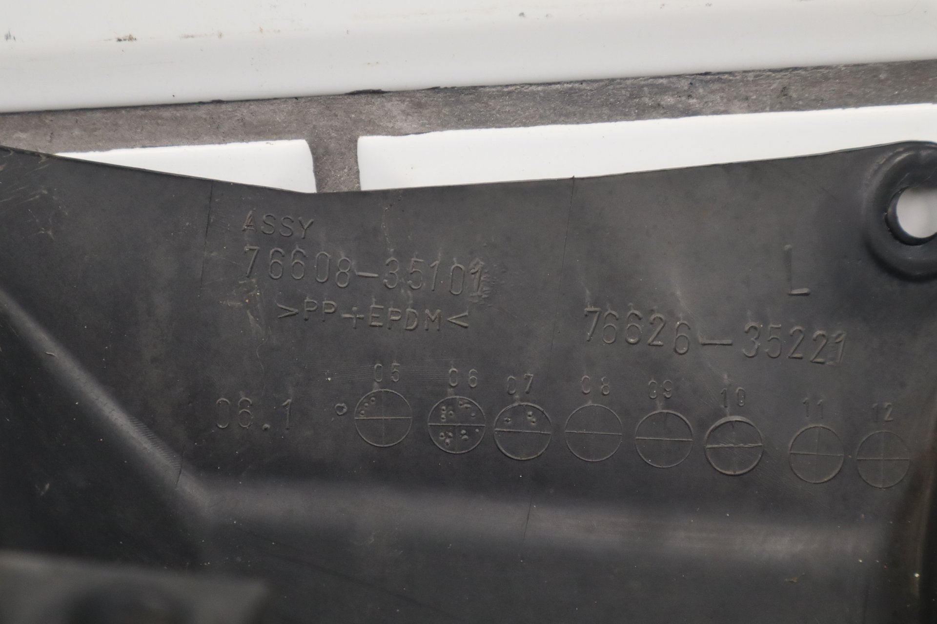 2007-2014 Toyota FJ Cruiser - Splash Guard Set PN: