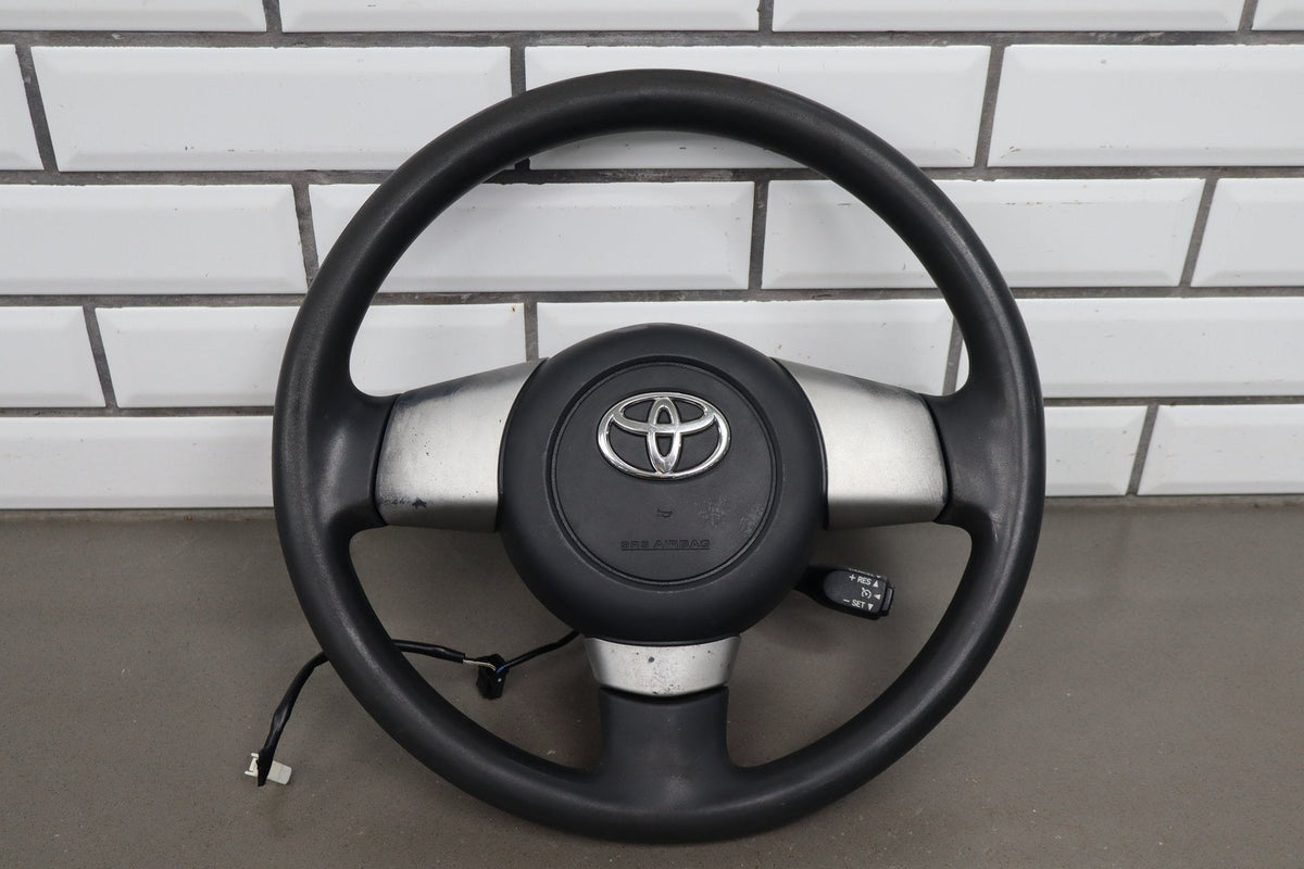 2007-2014 Toyota FJ Cruiser Steering Wheel OEM | Worn