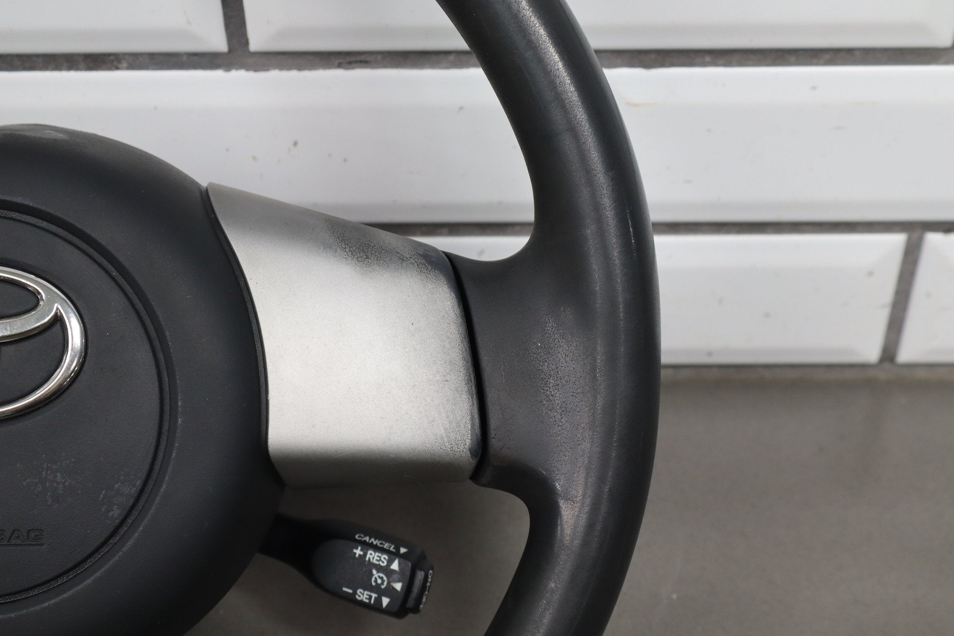 2007-2014 Toyota FJ Cruiser Steering Wheel OEM | Worn