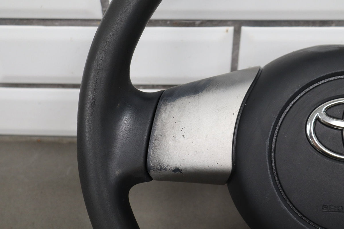 2007-2014 Toyota FJ Cruiser Steering Wheel OEM | Worn