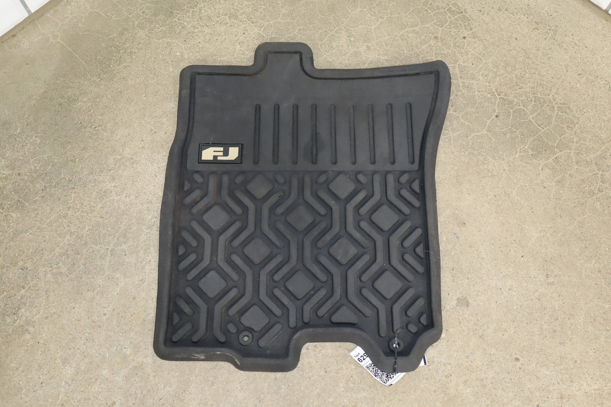 2007-2014 Toyota FJ Crusier OEM Rubber Floor Mats x4