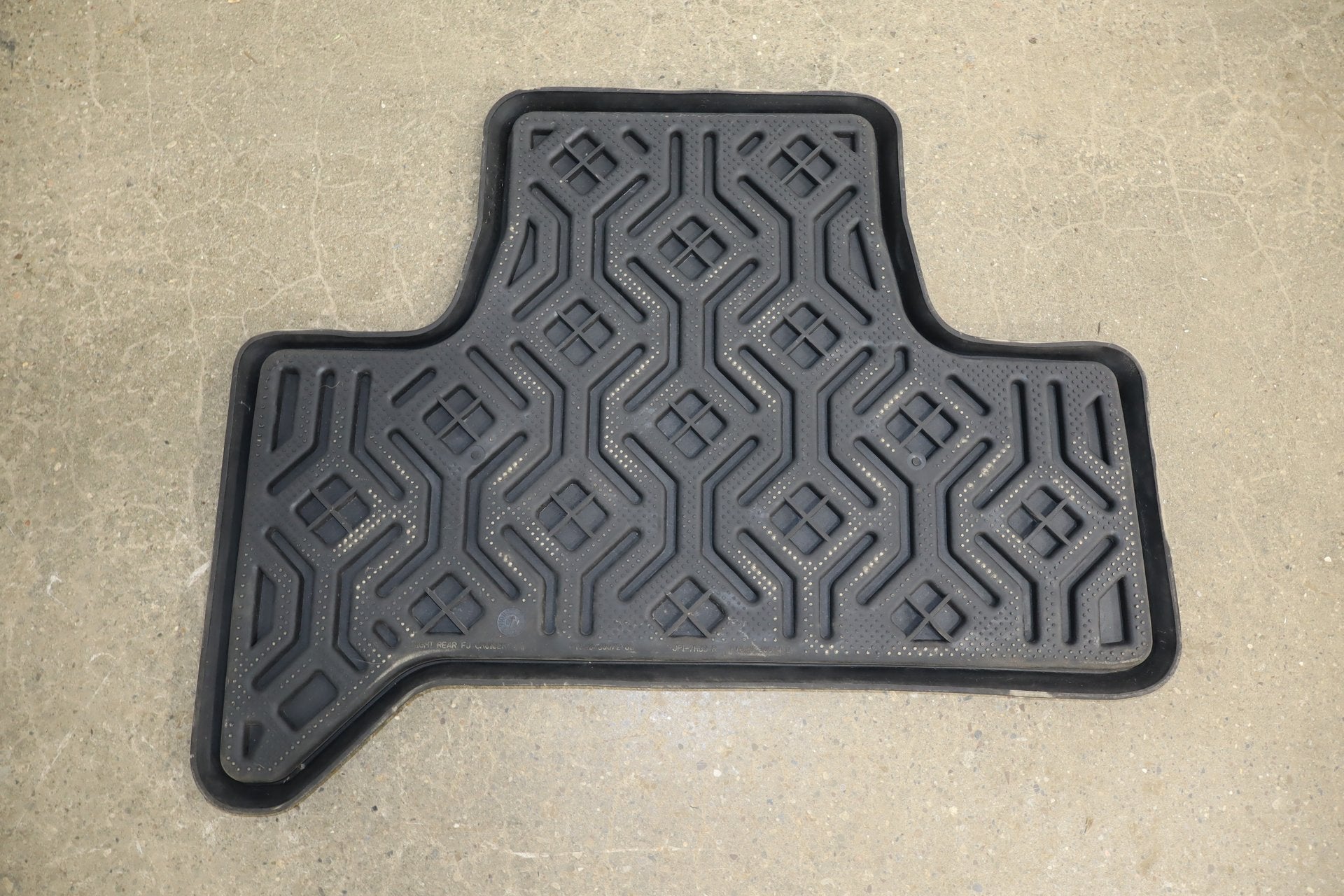 2007-2014 Toyota FJ Crusier OEM Rubber Floor Mats x4
