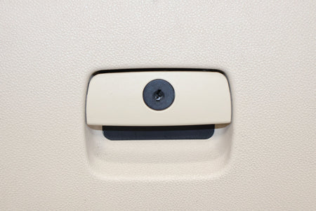 2007 Cadillac Escalade- Glove Box