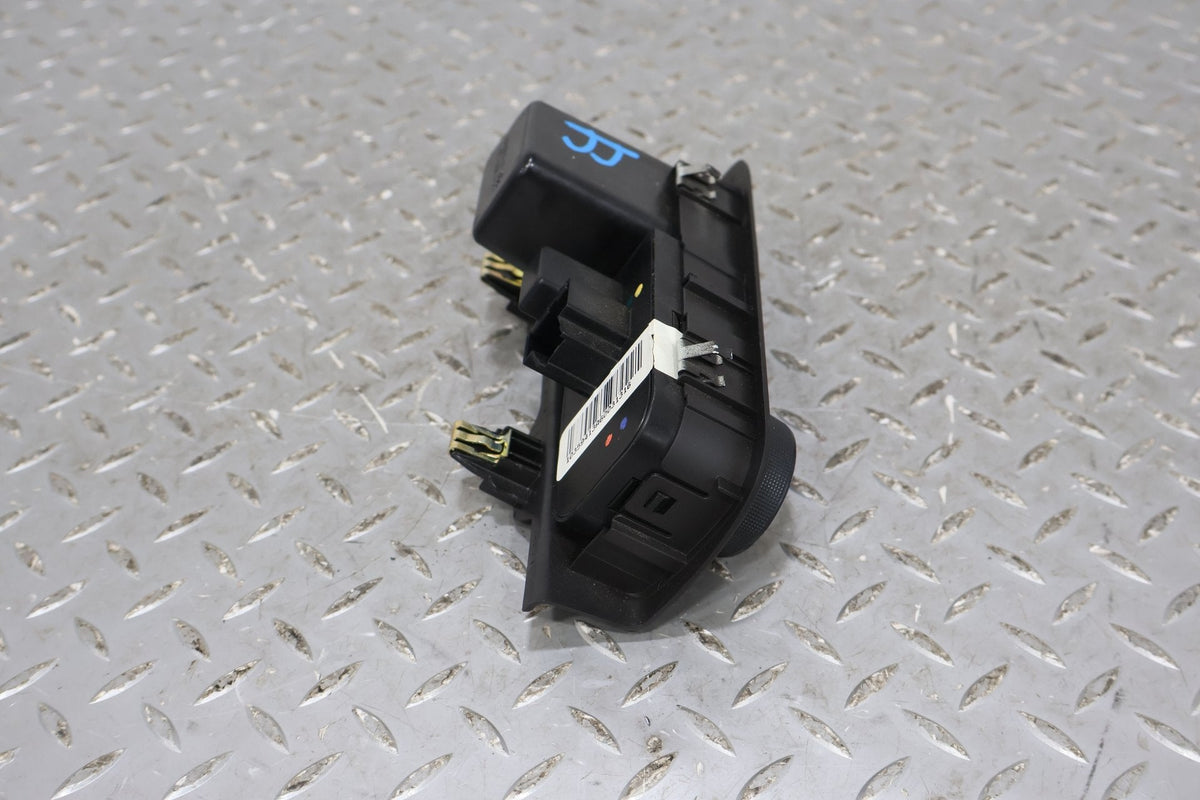 2007 Cadillac Escalade- Headlight Switch
