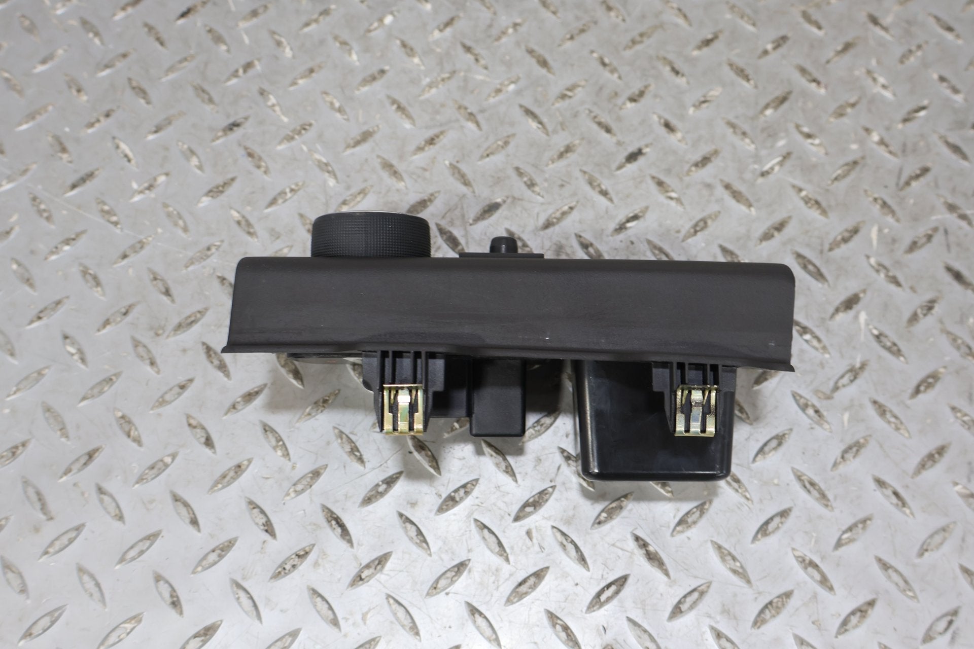 2007 Cadillac Escalade- Headlight Switch