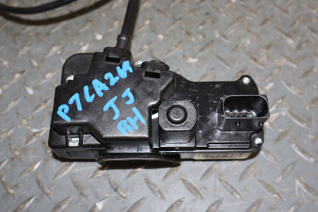 2007 Cadillac XLR- Right Front Door Latch