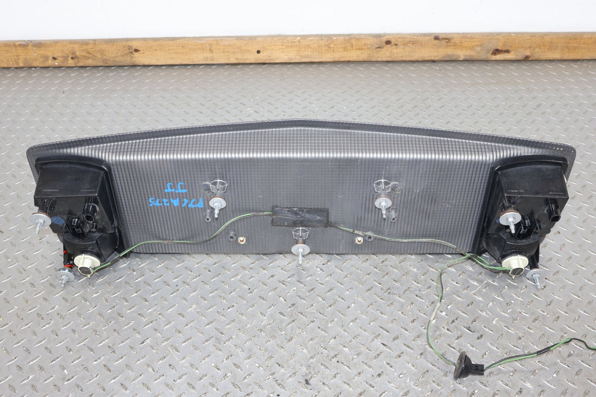 2007 Cadillac XLR- Tail Finish Panel