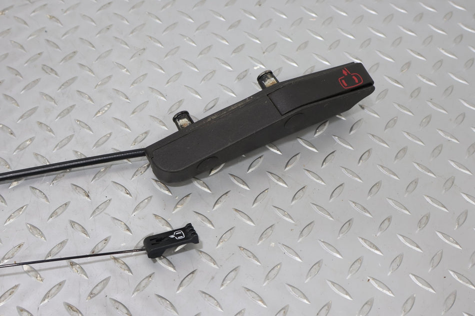 2007 Chevrolet Corvette- Left Front Door Latch