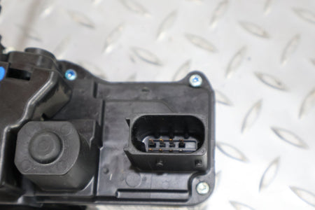 2007 Chevrolet Corvette- Right Front Door Latch
