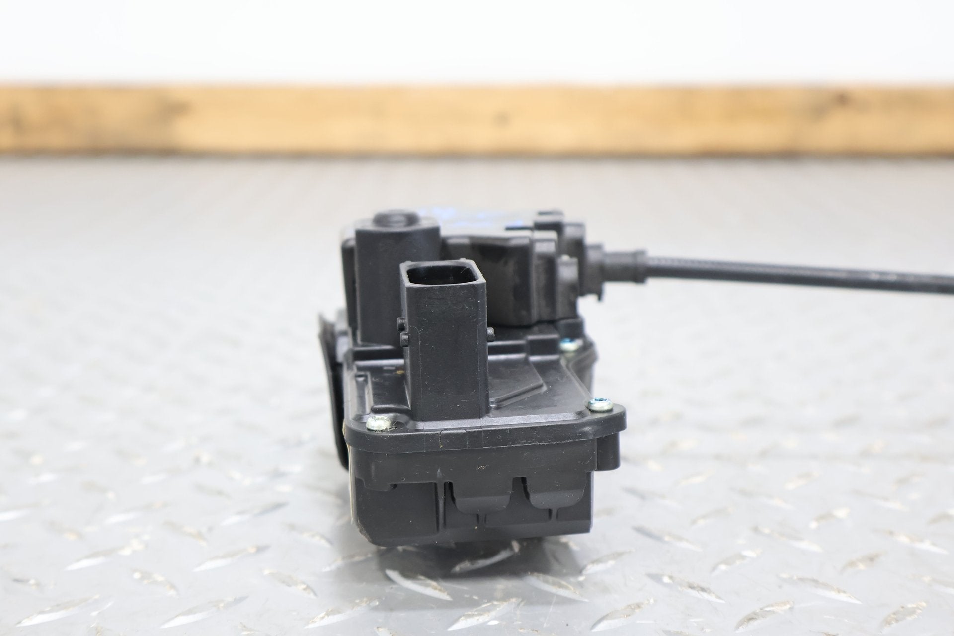 2007 Chevrolet Corvette- Right Front Door Latch