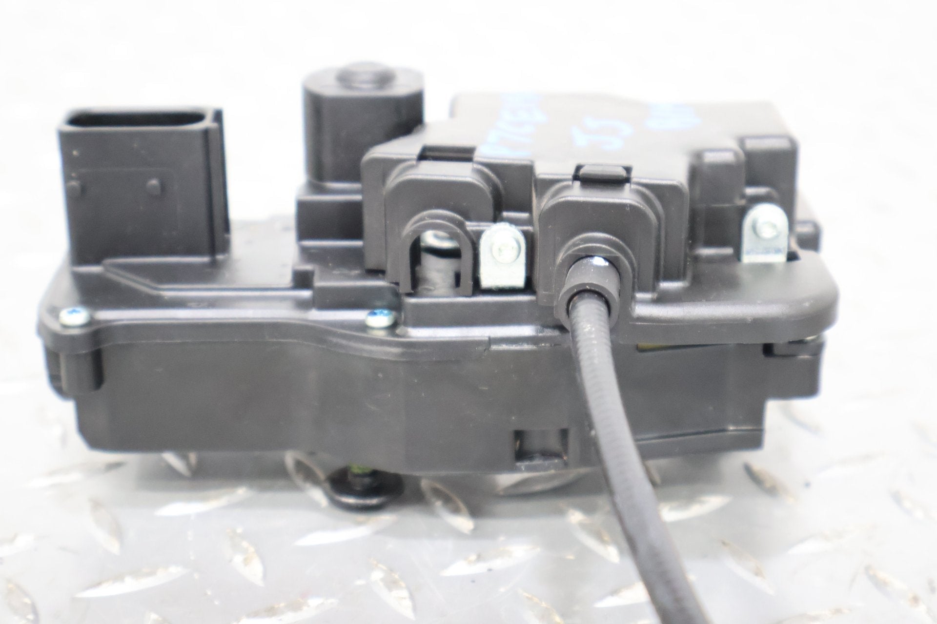 2007 Chevrolet Corvette- Right Front Door Latch