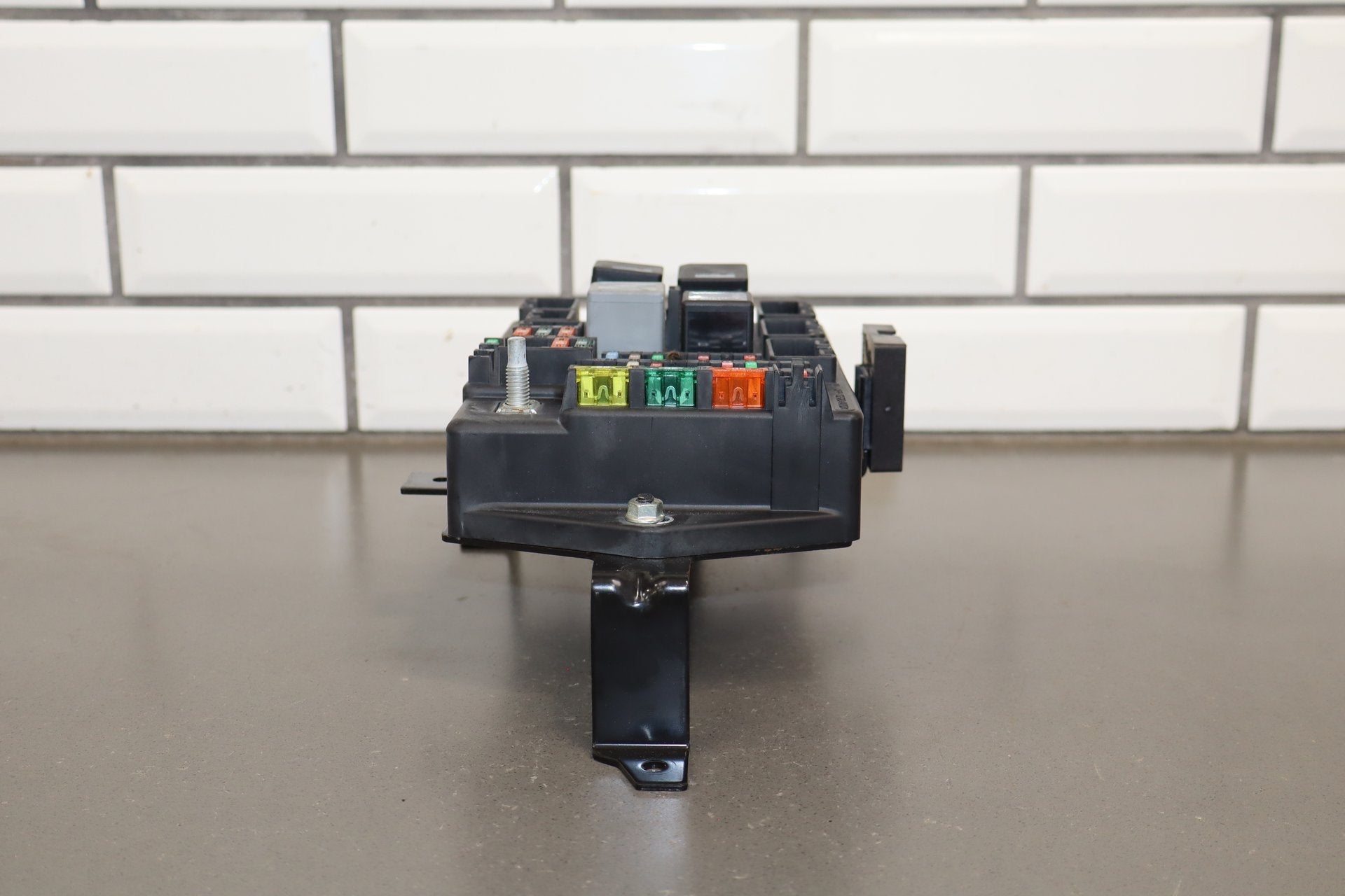 2007 Jaguar XKR 4.2L Gasoline Cabin Fuse Box