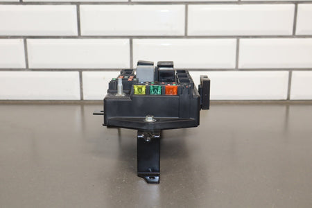 2007 Jaguar XKR 4.2L Gasoline Cabin Fuse Box