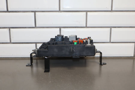2007 Jaguar XKR 4.2L Gasoline Cabin Fuse Box