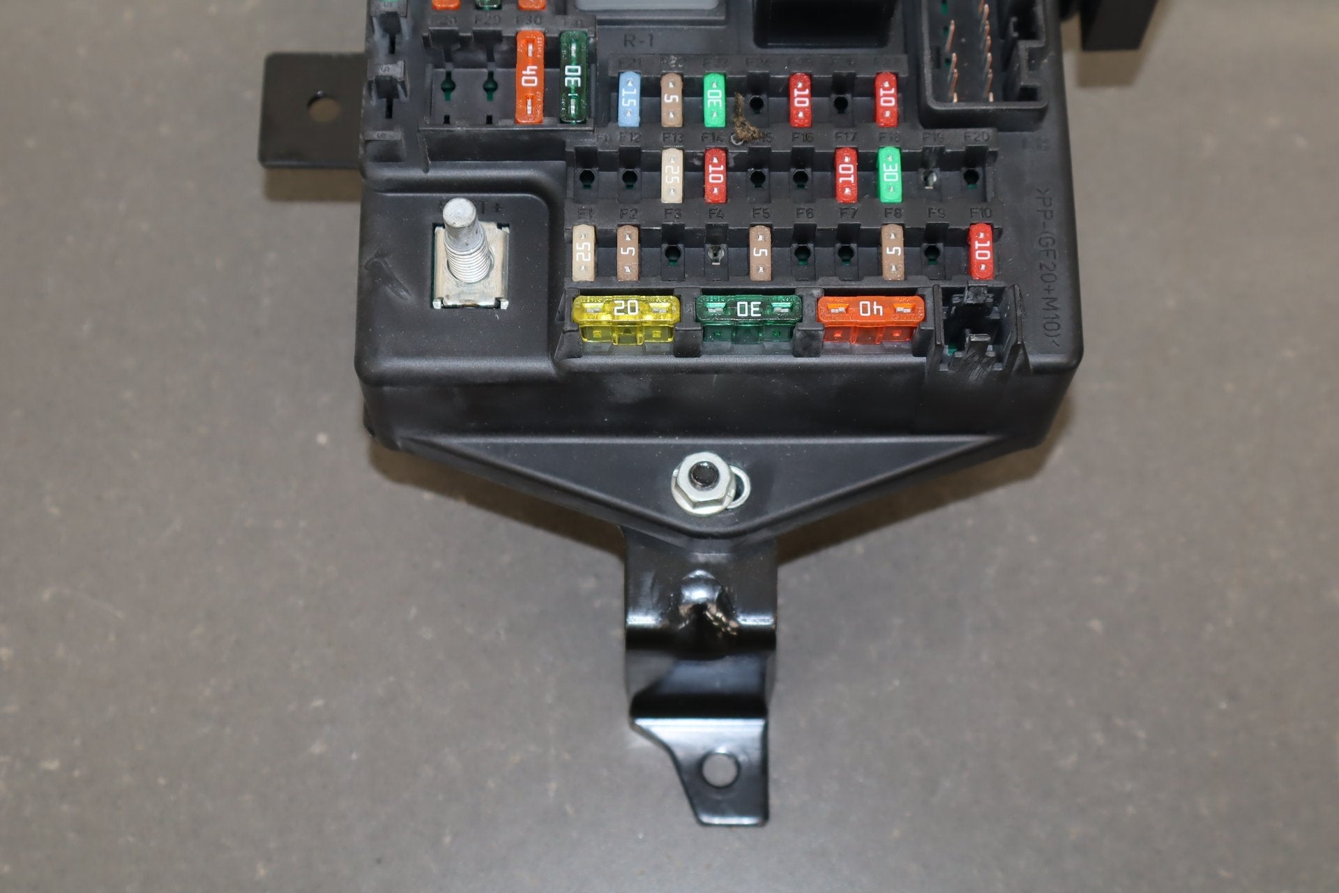 2007 Jaguar XKR 4.2L Gasoline Cabin Fuse Box