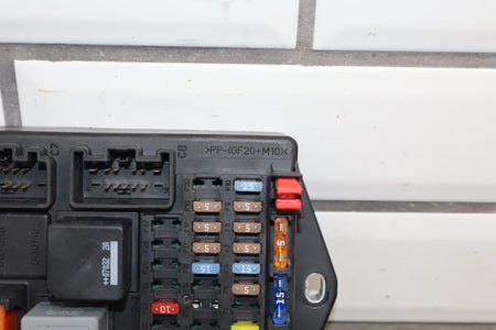 2007 Jaguar XKR 4.2L Gasoline Cabin Fuse Box
