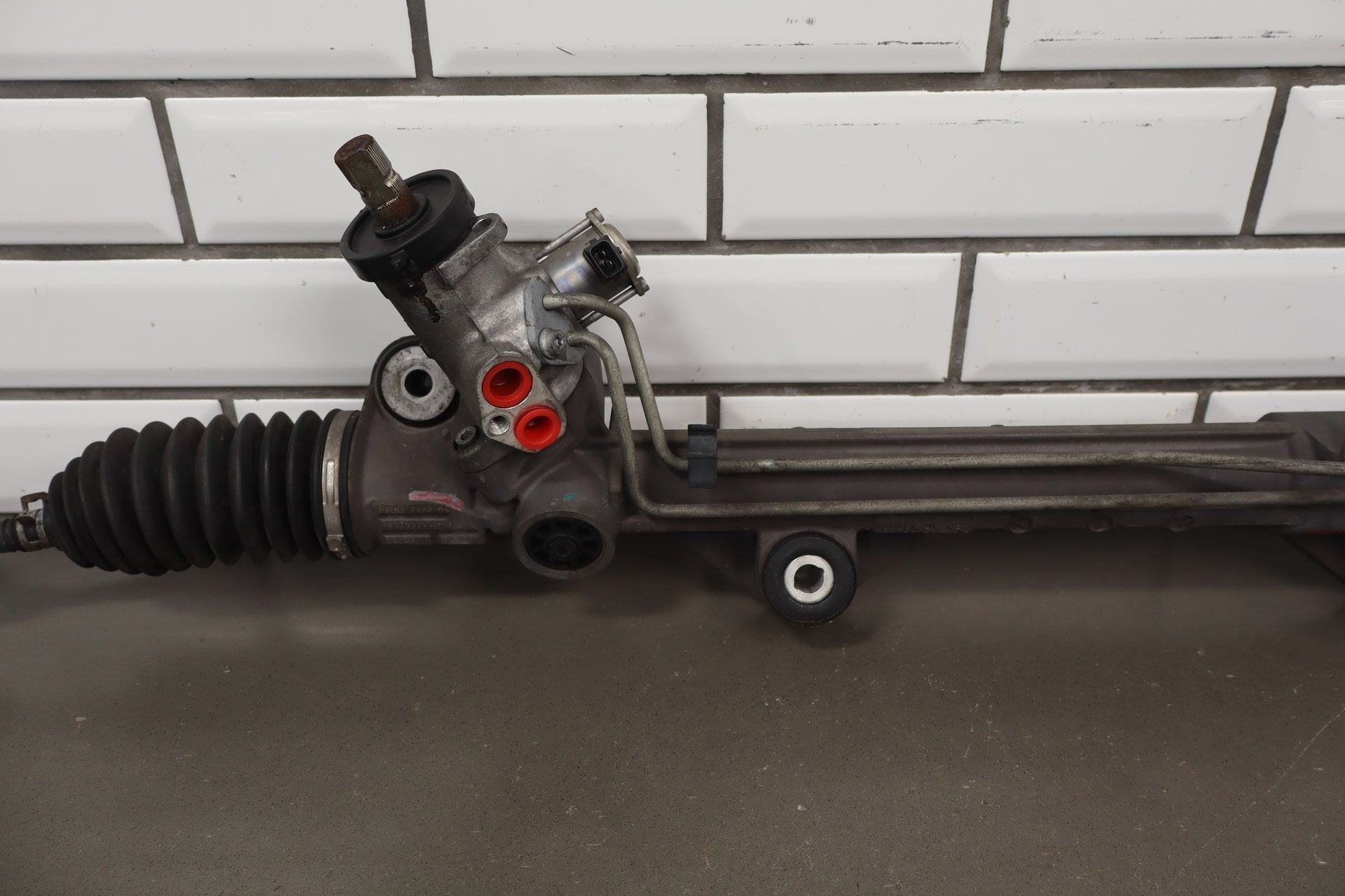 2007 Jaguar XKR Power Steering Rack and Pinion Assembly OEM