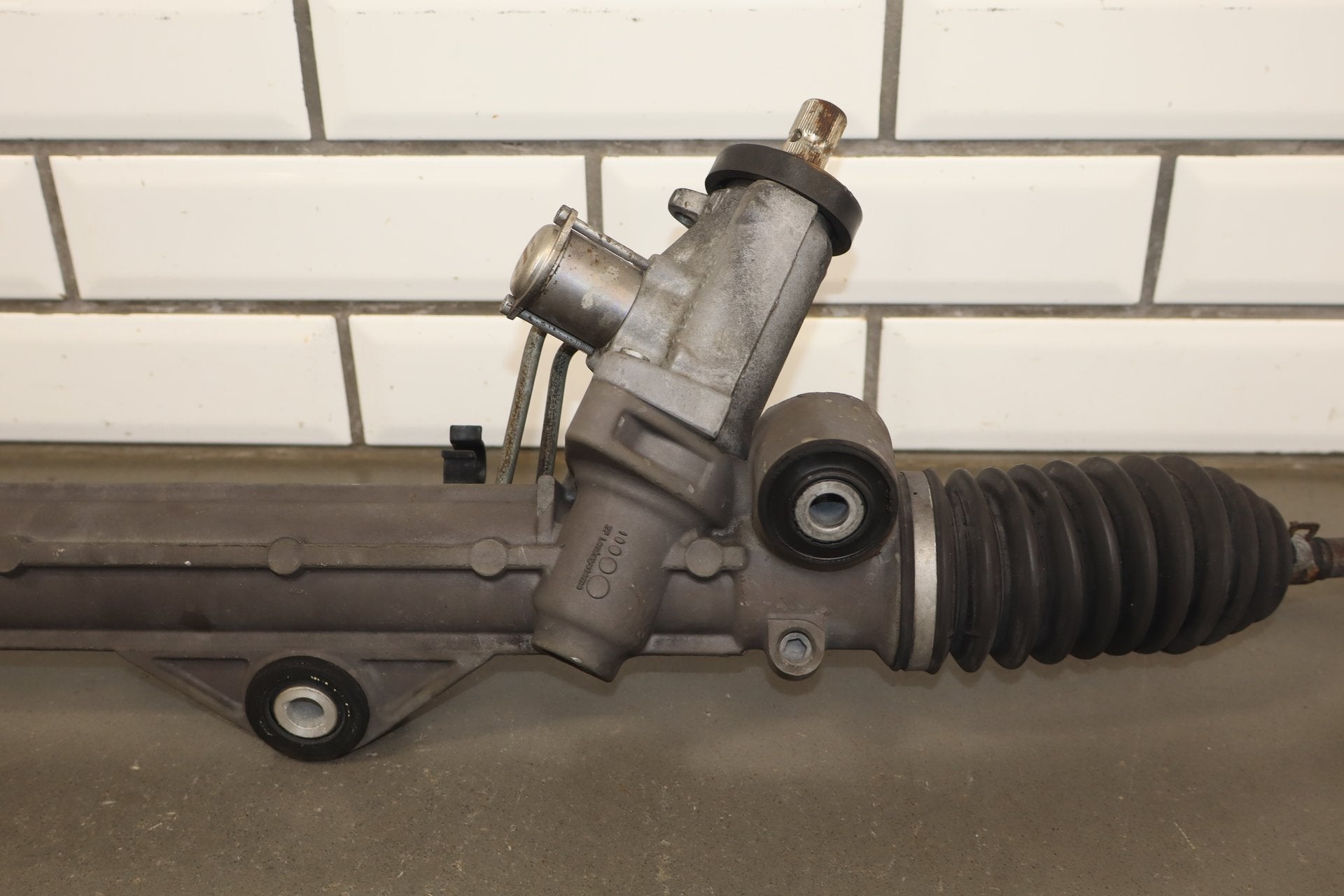 2007 Jaguar XKR Power Steering Rack and Pinion Assembly OEM