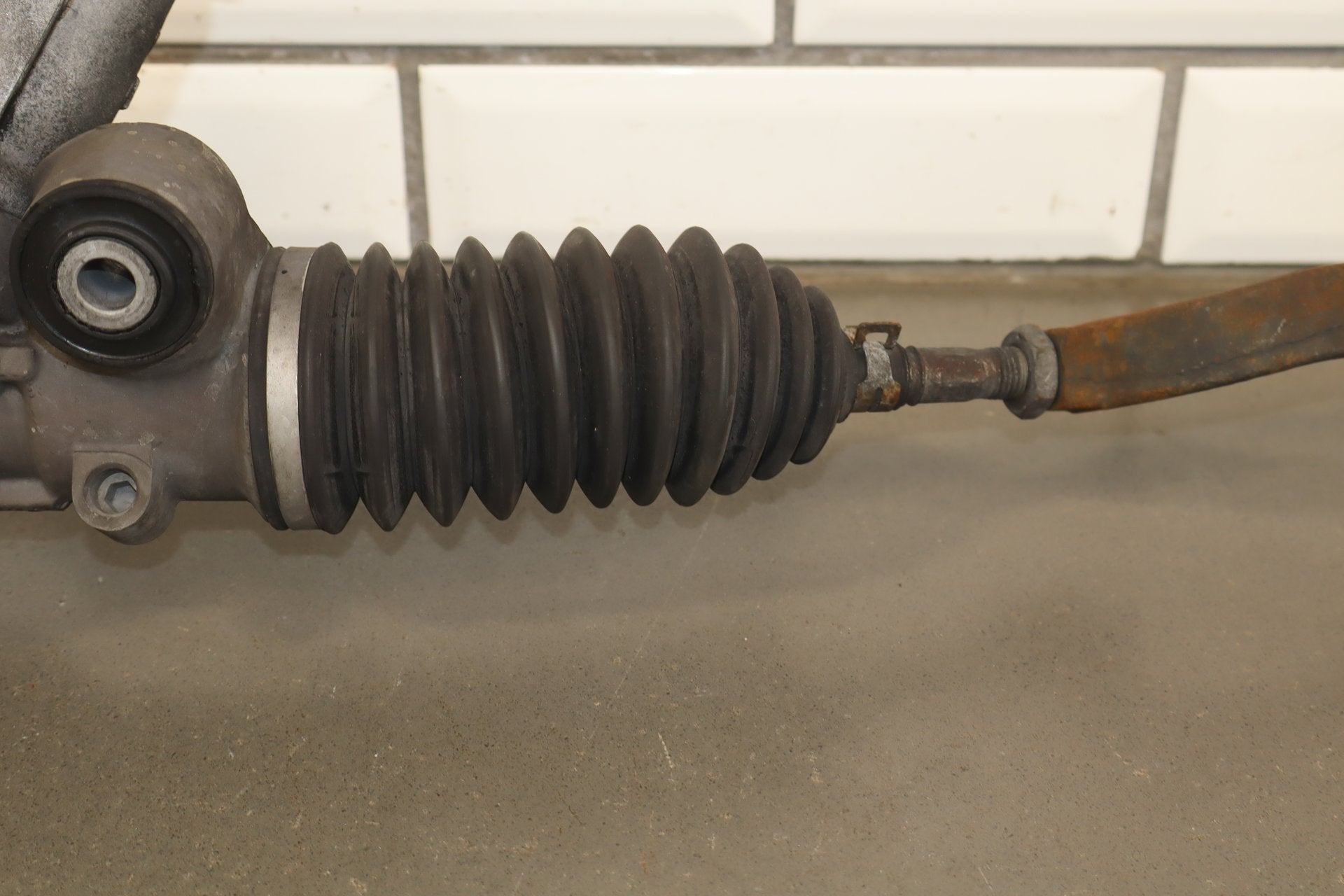 2007 Jaguar XKR Power Steering Rack and Pinion Assembly OEM