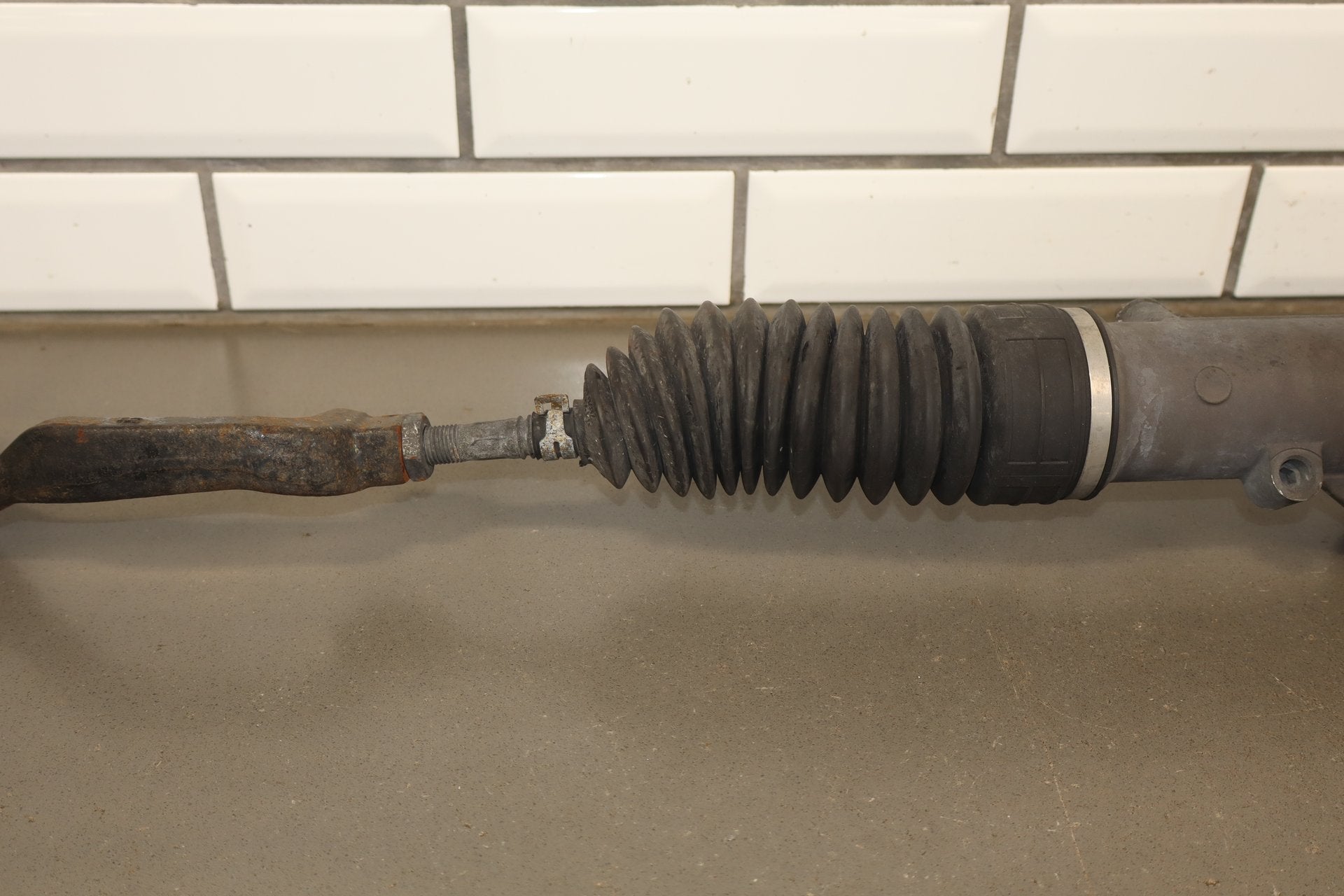 2007 Jaguar XKR Power Steering Rack and Pinion Assembly OEM