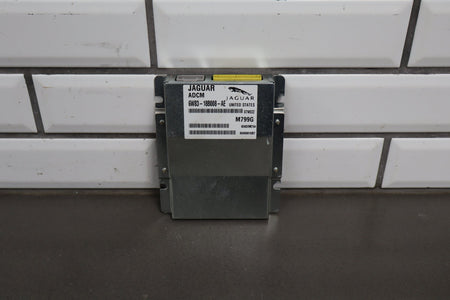 2007 Jaguar XKR- Suspension Damping Control Module PN: 6w83-18b008-ae