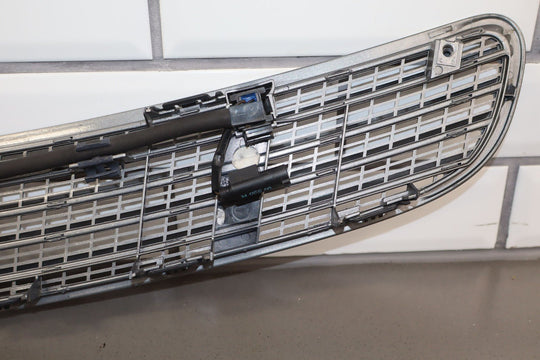 2007 Maybach 57 W240 Hood Mounted Sprayer Panel Himalayas Medium Gray Metallic