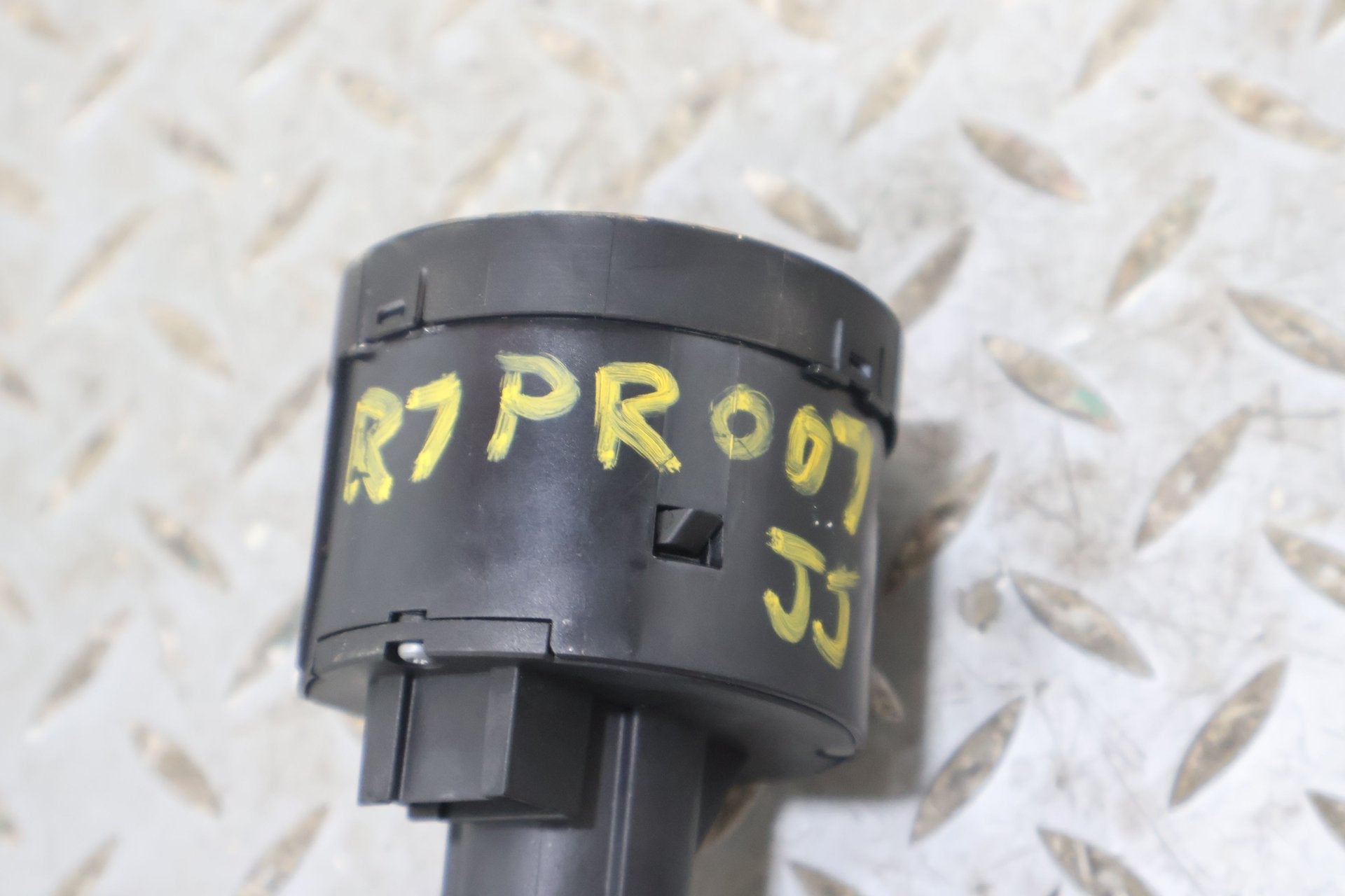 2007 Porsche 911- Headlight Switch