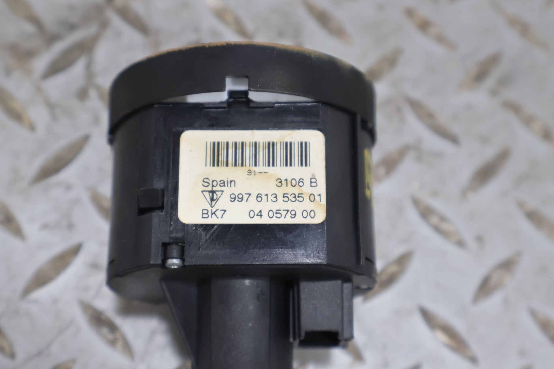 2007 Porsche 911- Headlight Switch