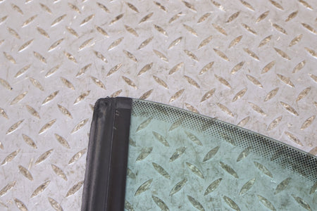 2007 Porsche 911- QUARTER GLASS/WINDOW