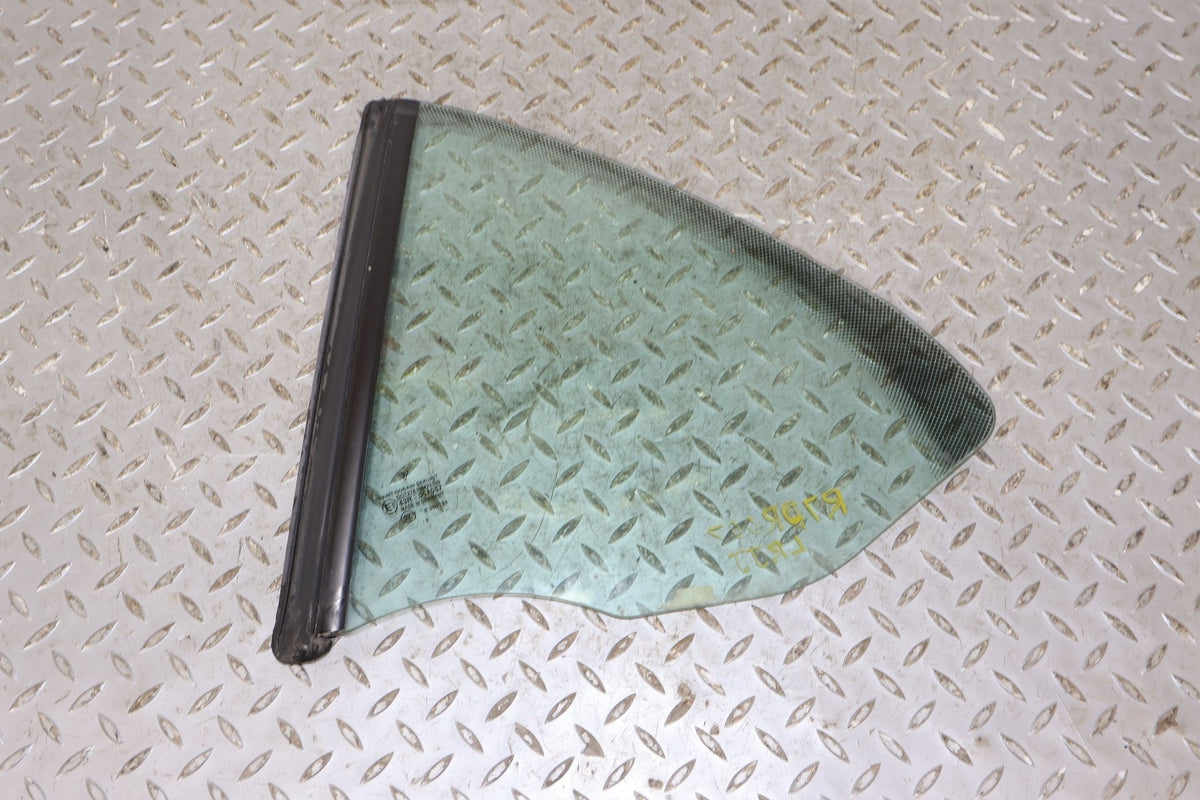 2007 Porsche 911- QUARTER GLASS/WINDOW