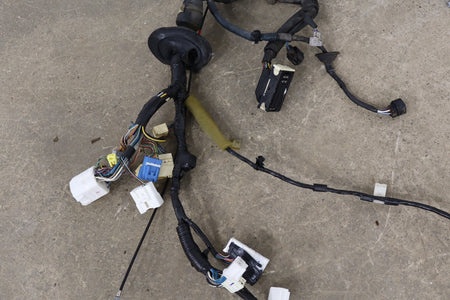 2007 Toyota FJ Cruiser 4.0L 4x2 Automatic Engine Fuse Box