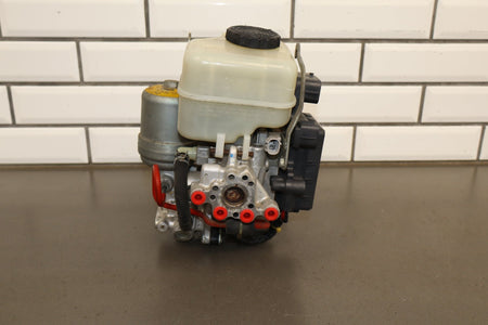 2007 Toyota FJ Cruiser 4x2 W/ Differential Lock ABS Brake Brake Pump OEM